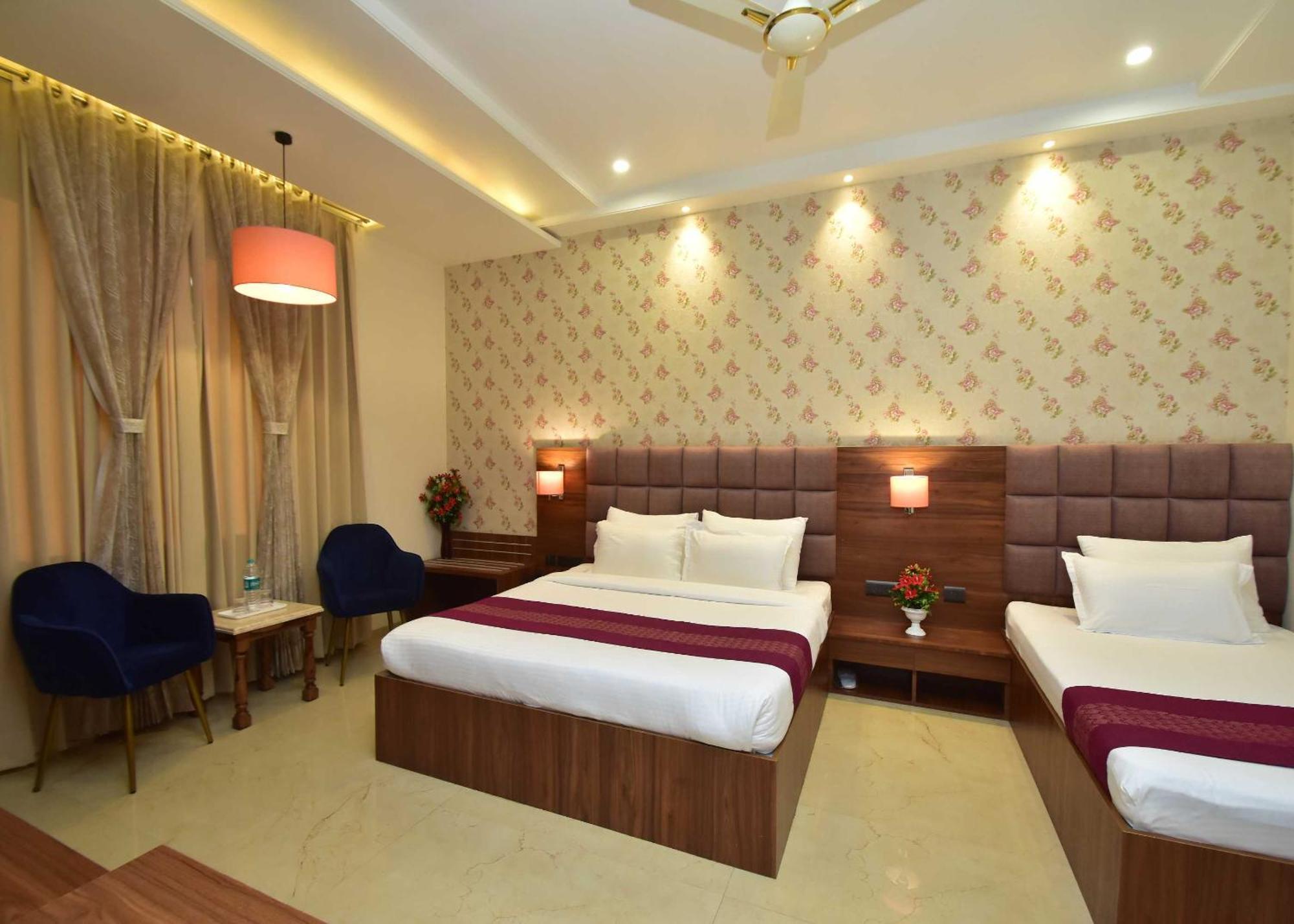 Hotel Shyamleela Khātu 외부 사진