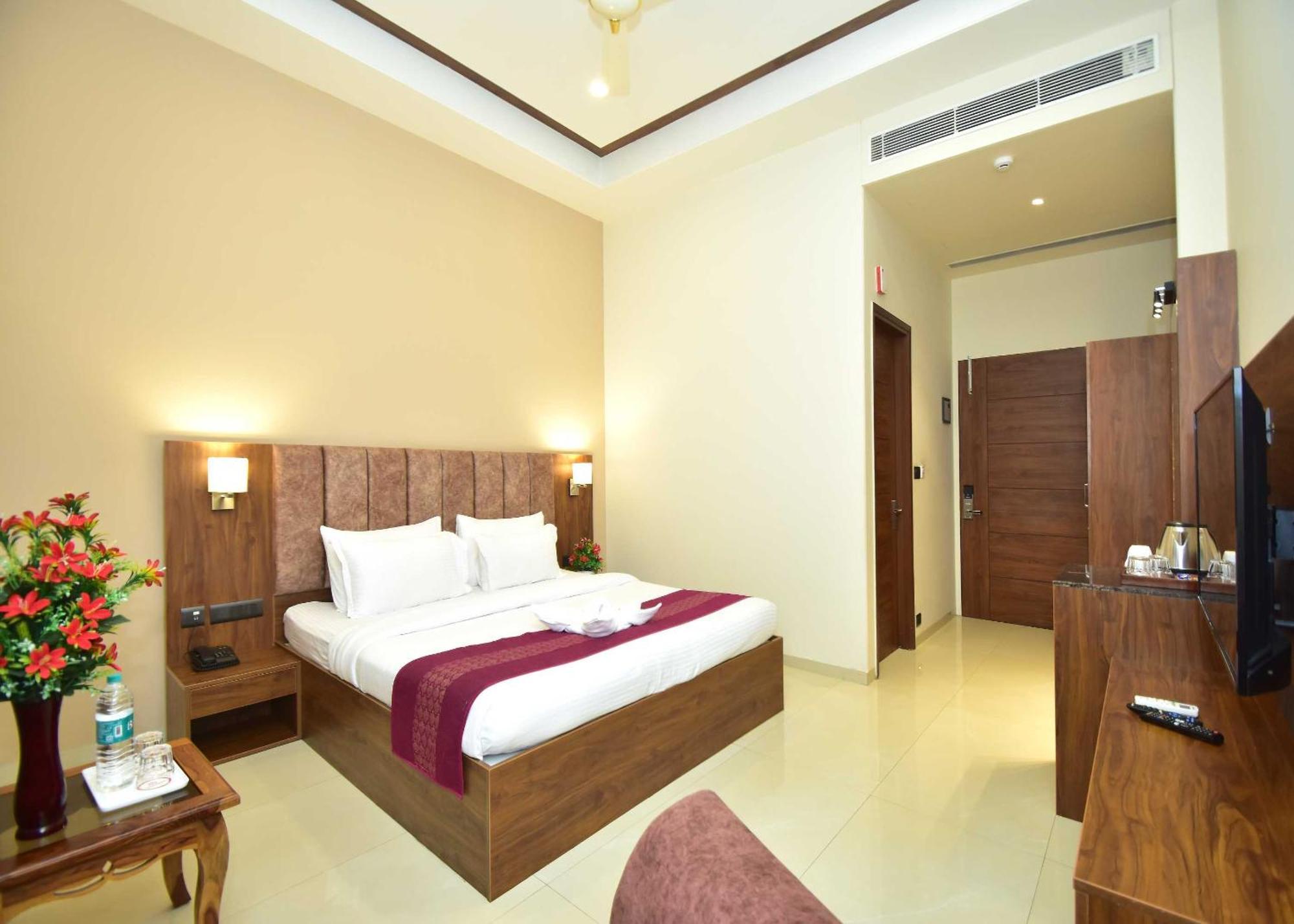 Hotel Shyamleela Khātu 외부 사진