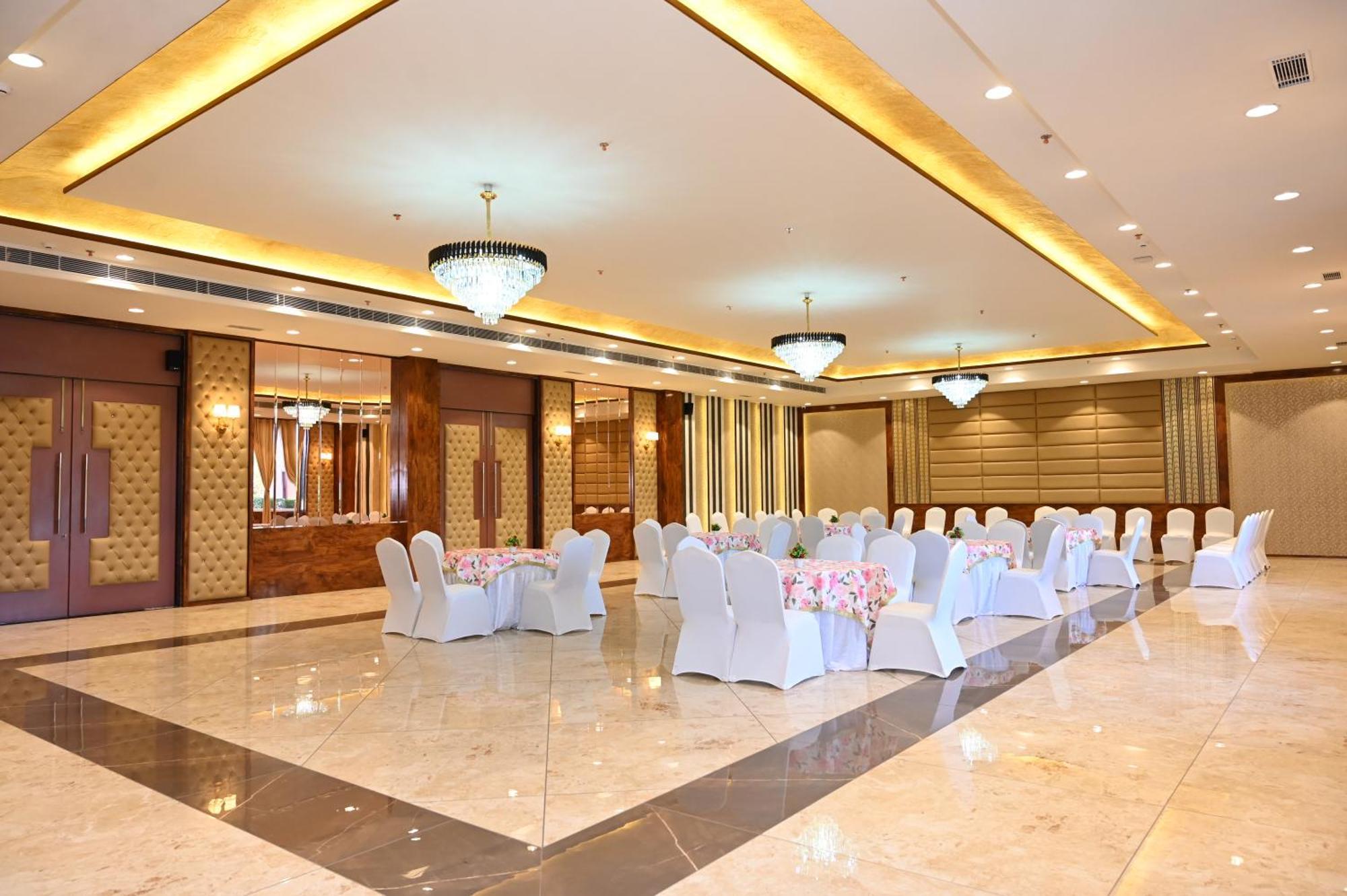 Hotel Shyamleela Khātu 외부 사진