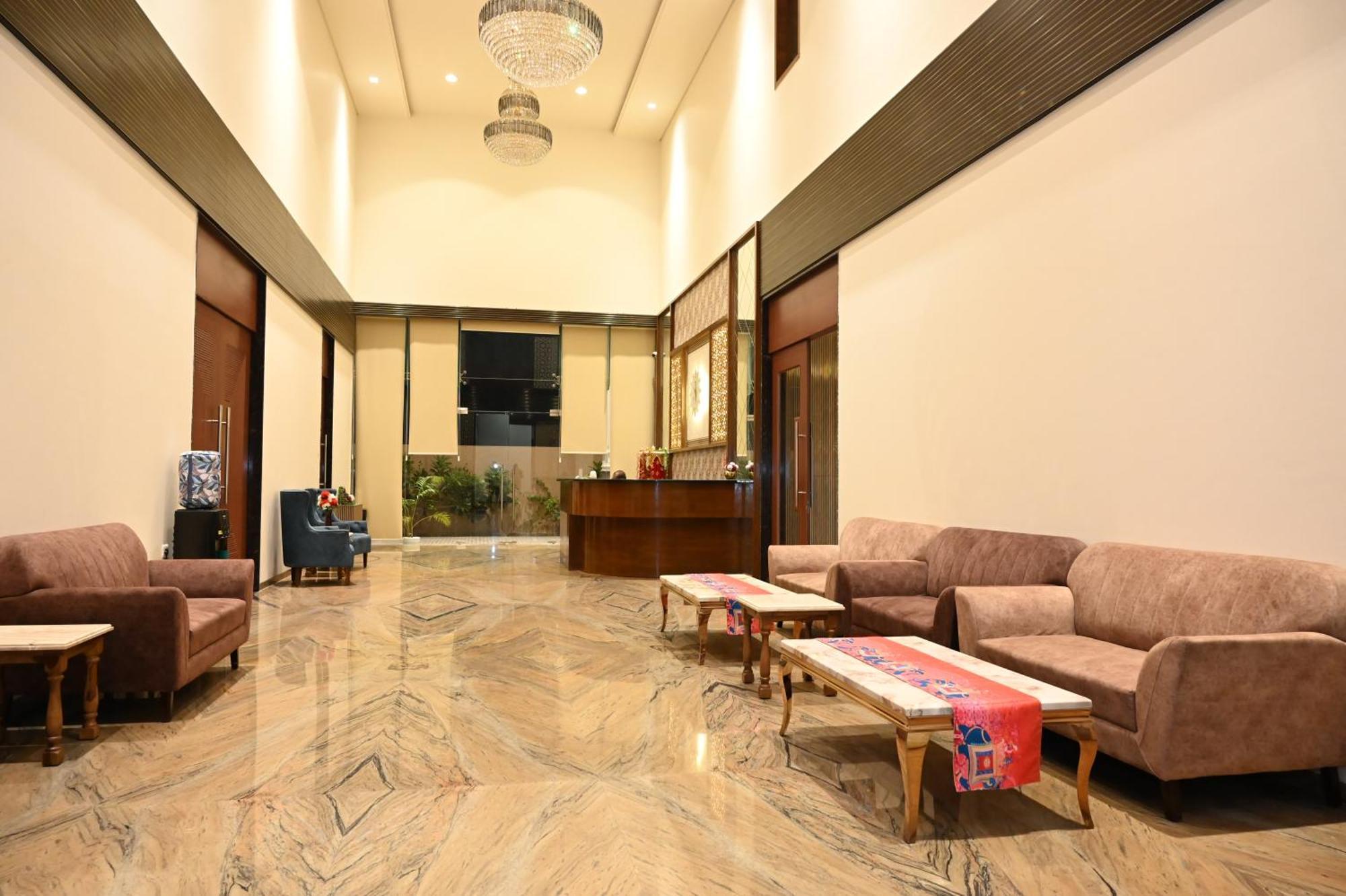 Hotel Shyamleela Khātu 외부 사진