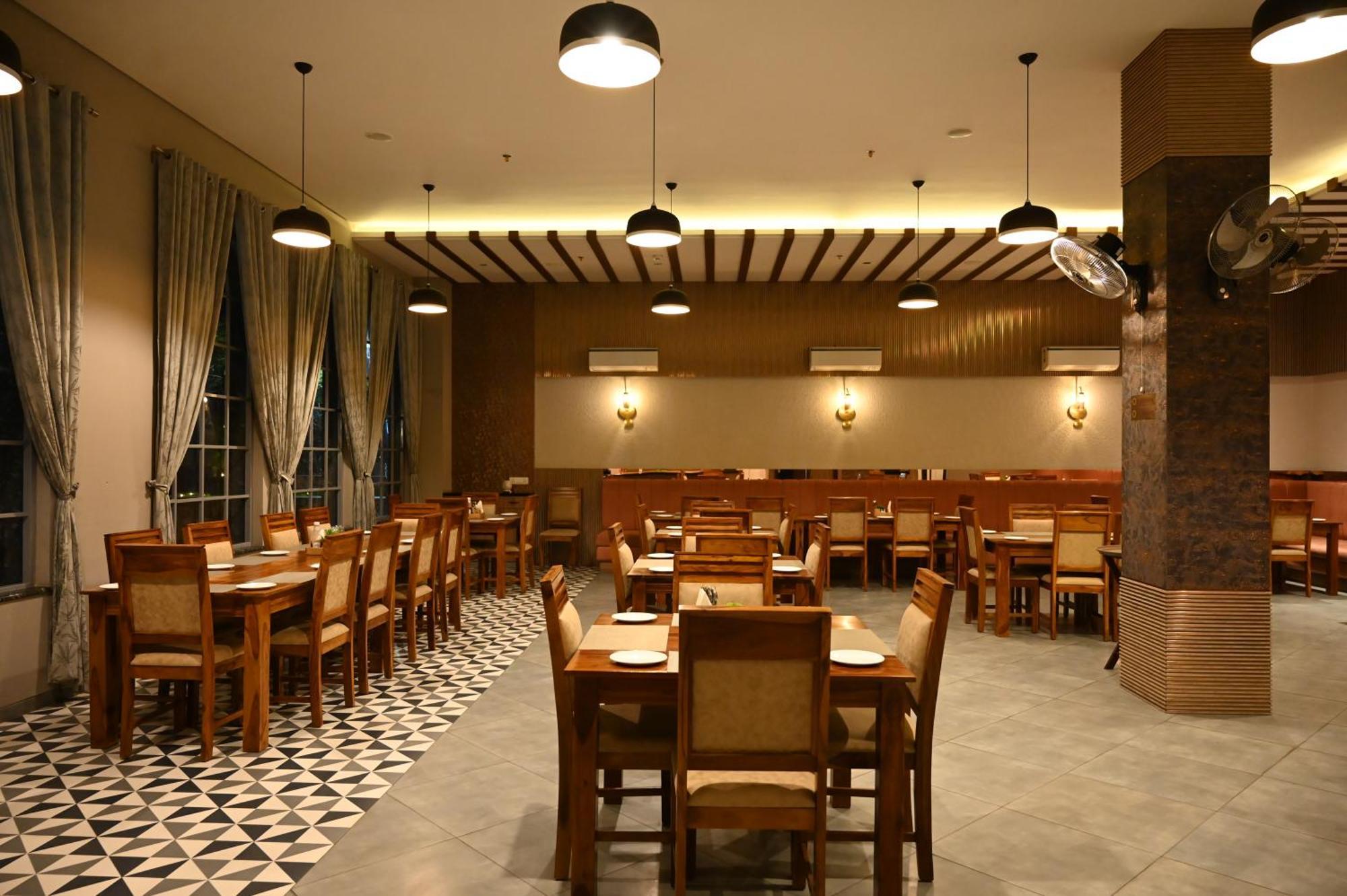 Hotel Shyamleela Khātu 외부 사진