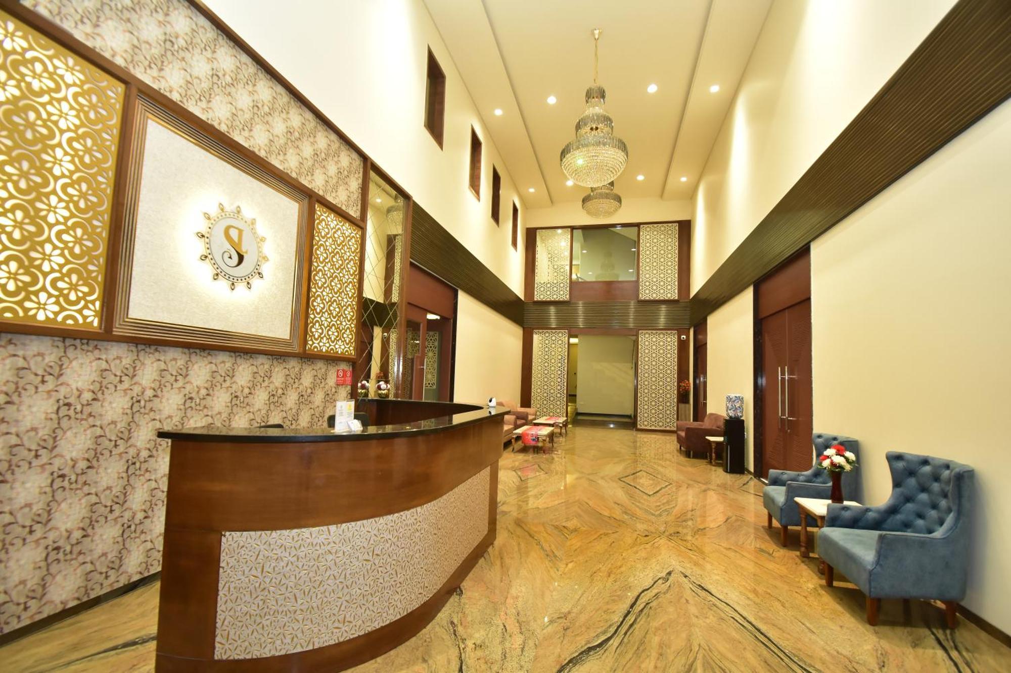 Hotel Shyamleela Khātu 외부 사진