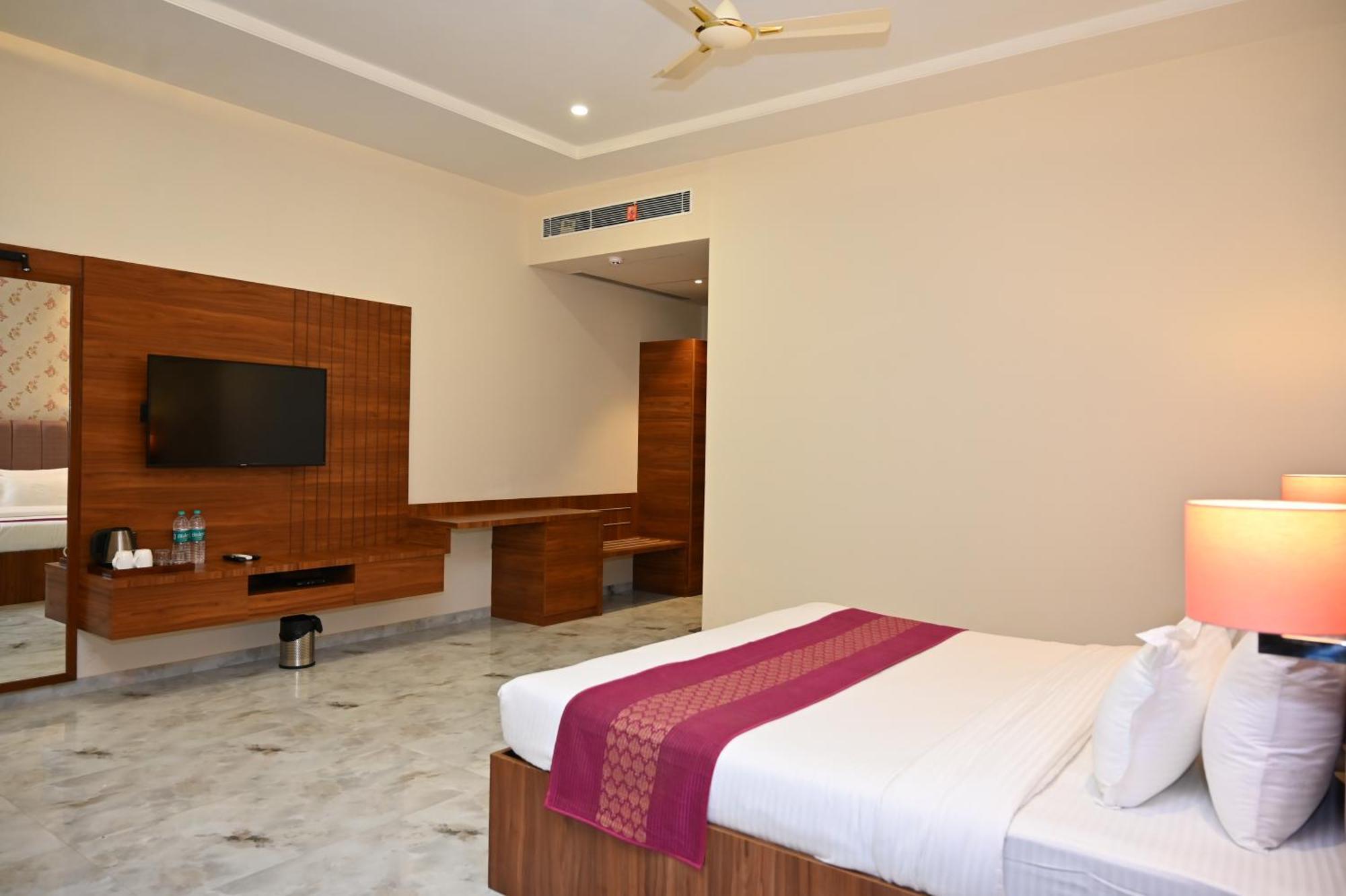 Hotel Shyamleela Khātu 외부 사진